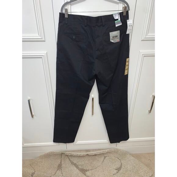 NWT Dockers Men's Classic Fit Chino Pants Black Size 34x32 Casual - Picture 5 of 6